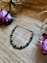 Load image into Gallery viewer, Black Onyx &amp; Sterling Silver Pearl Bracelet – 5mm