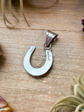 Load image into Gallery viewer, Sterling Silver Horseshoe Pendant with Pink Conch