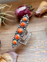Load image into Gallery viewer, Sterling Silver Orange Spiny Oyster Crawler Ring – Size 8.5 – Artist Shay Pfeiffer